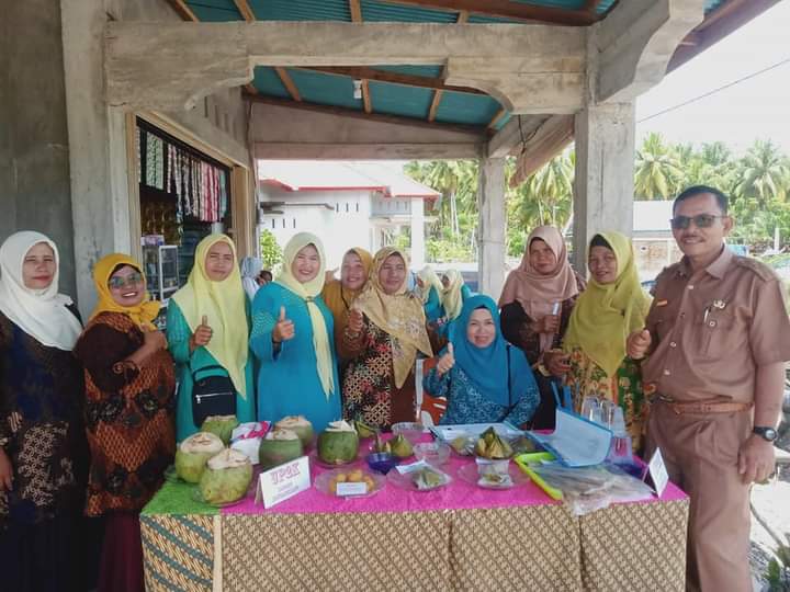 KETUA TP.PKK KECAMATAN BATANG GASAN LAKUKAN KUNKER DAN PENILAIAN KE TAMAN PKK NAGARI SE-KECAMATAN. 
