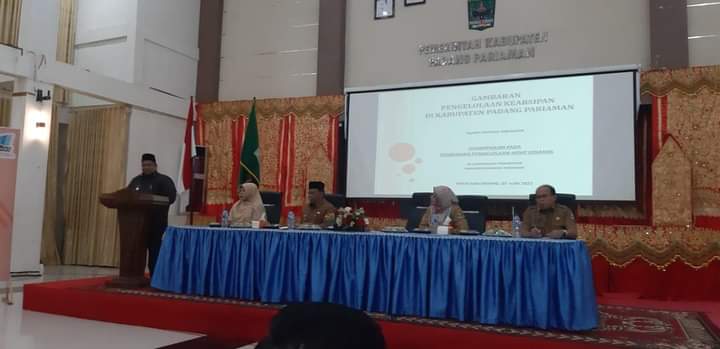 CAMAT BATANG GASAN, ARMEDES, SE.MM HADIRI ACARA PEMBINAAN PENGELOLAAN ARSIP DINAMIS TAHUN 2022