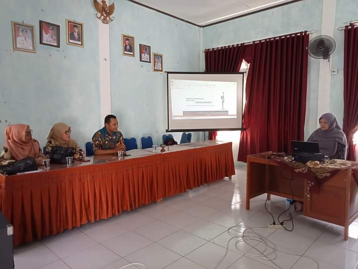 CAMAT BATANG GASAN, ANTON WIRA TANJUNG BESERTA  ANGGOTA  MENGIKUTI BIMTEK APLIKASI SRIKANDI 