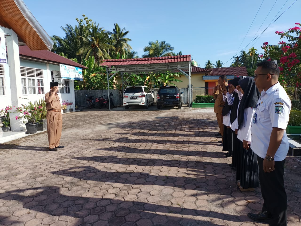 APEL PAGI BERSAMA ASN DAN PEMBINAAN OLEH TIM PEMBINA UKS TINGKAT KEC. BATANG GASAN TAHUN 2022